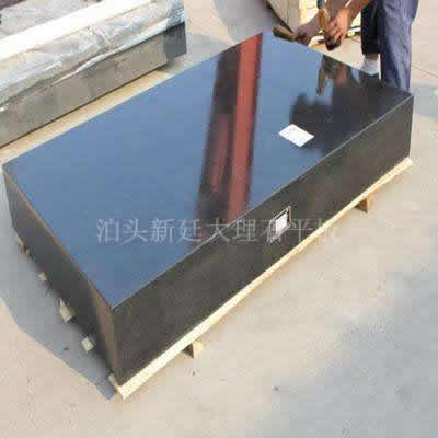 大理石平臺 泊頭新廷大理石平板的優勢:
1.不變形,硬度高,耐磨性強。
2.抗磨蝕,耐高溫,免維護